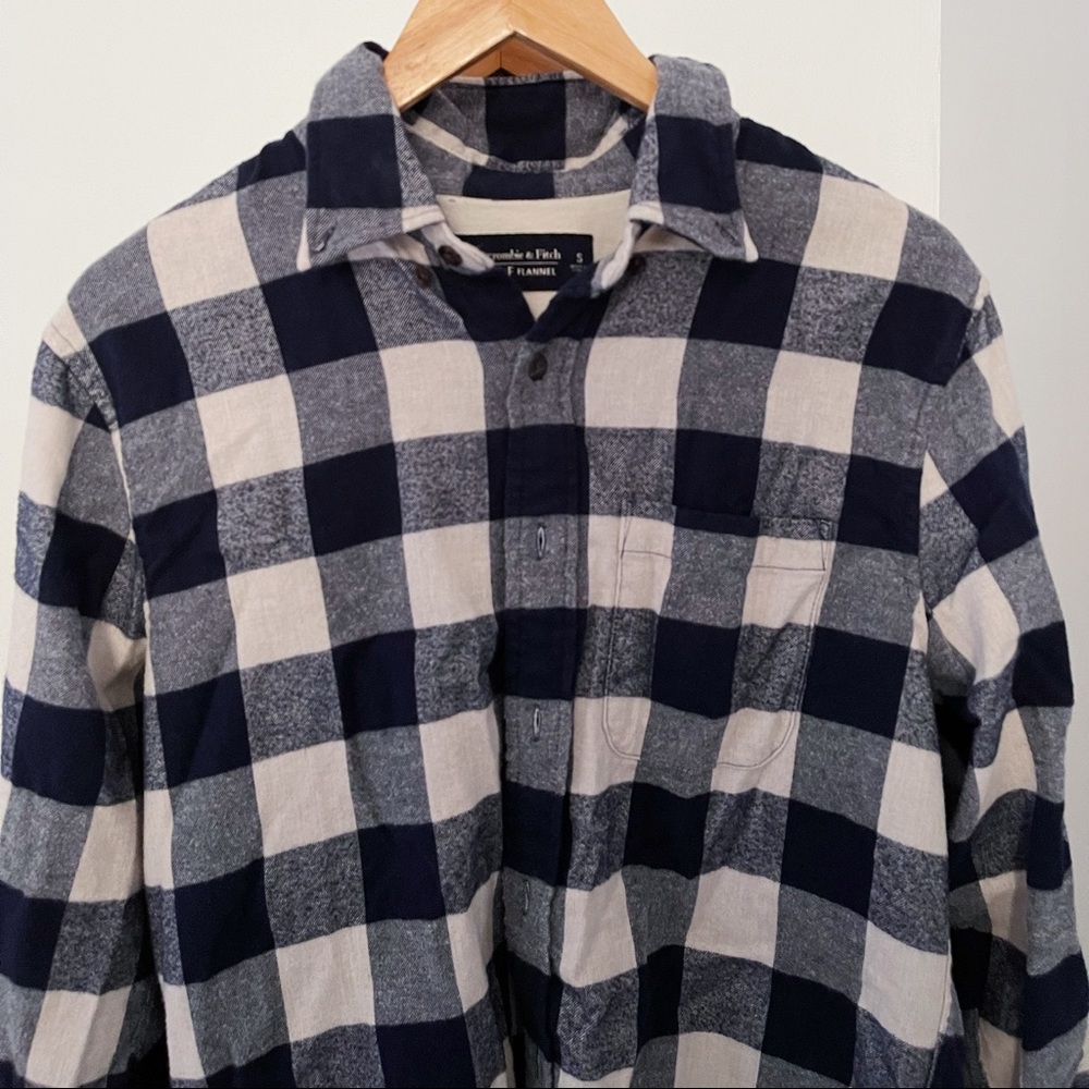 abercrombie & fitch blue and white flannel